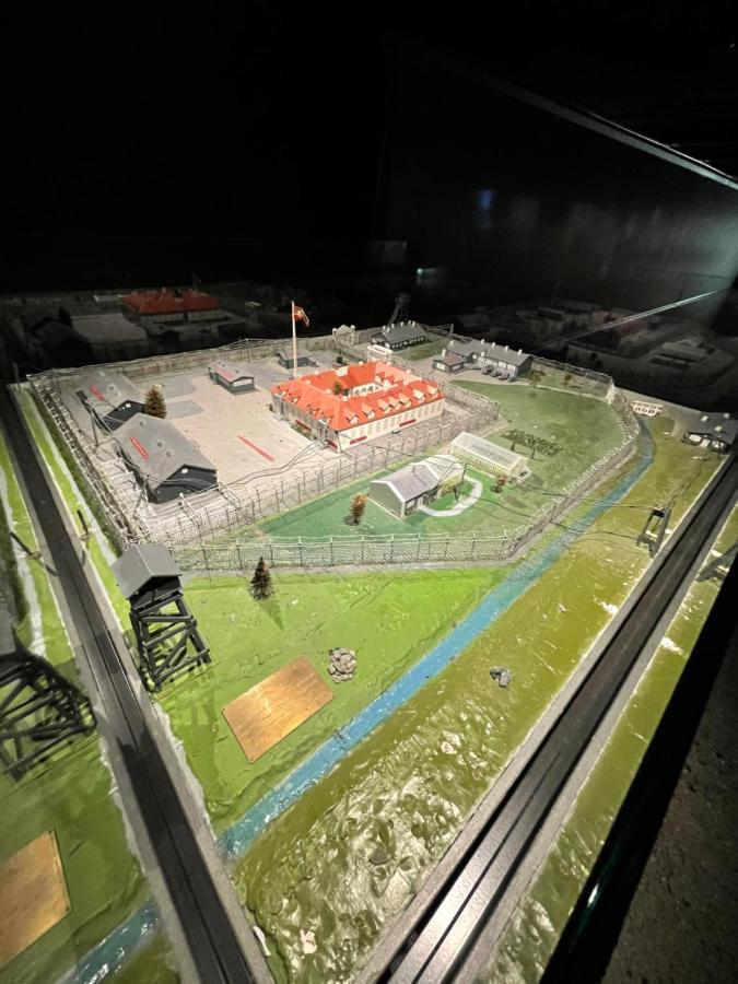 Falstadsenteret - Museum, Minnested Og Senter For Menneskerettigheter เลวองแกร์ ภายนอก รูปภาพ